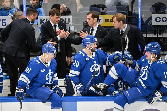 Russia Ice Hockey Kontinental League Dynamo - Lokomotiv