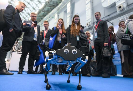 The 4th Young Scientists Congress. Location: Russia, Federal territory 'Sirius'. Author: Evgeny Biyatov. 4th Young Scientists Congress