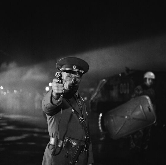 Actors on set of film Anarchy