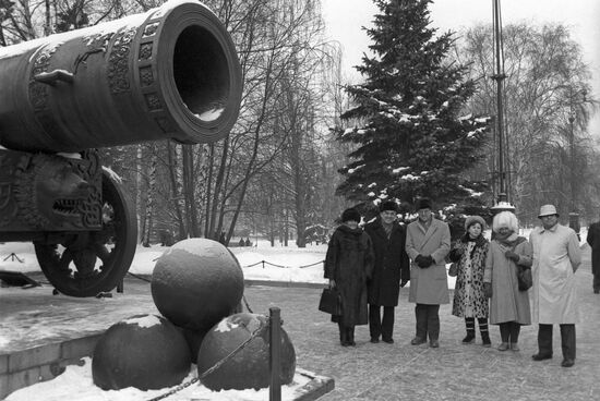 Governor of Buenos Aires Province Alejandro Armendariz visits USSR