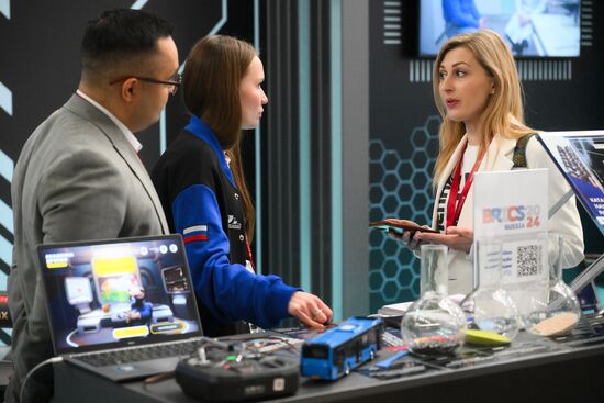 The work of the 4th Young Scientists' Congress. Location: Russia, Federal territory 'Sirius'. Author: Alexey Nikolskiy. 4th Young Scientists Congress