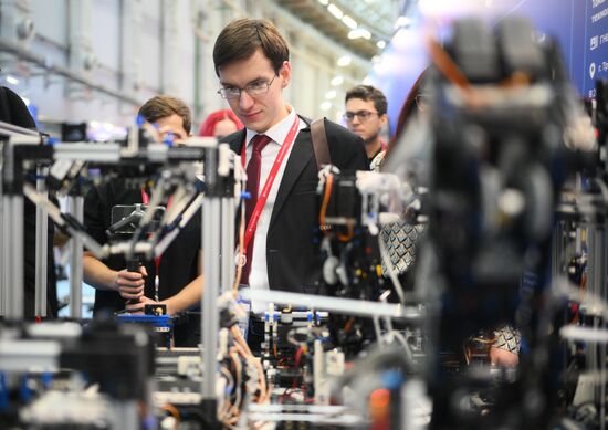 The work of the 4th Young Scientists' Congress. Location: Russia, Federal territory 'Sirius'. Author: Alexandr Kryazhev. 4th Young Scientists Congress