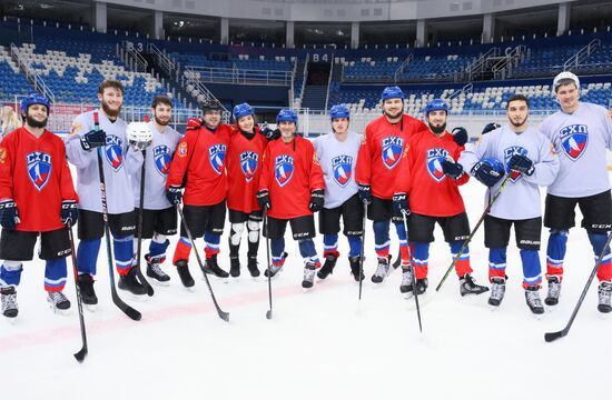 4th Young Scientists Congress. Ice Hockey Masterclass