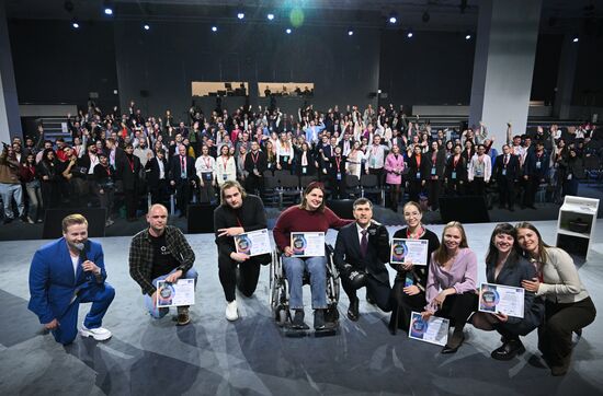 The 4th Young Scientists Congress 2024. The finals of the Science Slam university league. Location: Russia, Federal territory 'Sirius'. Author: Sergey Bobylev. Science Slam university league finals