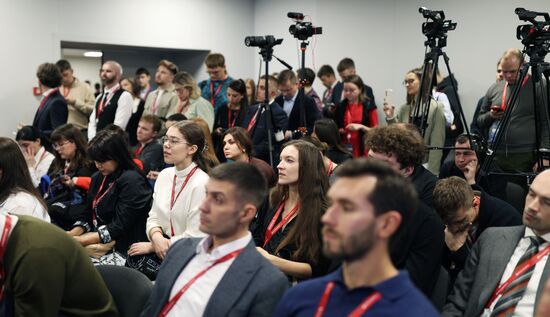 The 4th Young Scientists Congress. Synergy: Science And Business Working Together to Develop Russian Technologies. Location: Russia, Federal territory 'Sirius'. Author: Vitaly Timkiv. 4th Young Scientists Congress. Synergy: Science And Business Working Together to Develop Russian Technologies