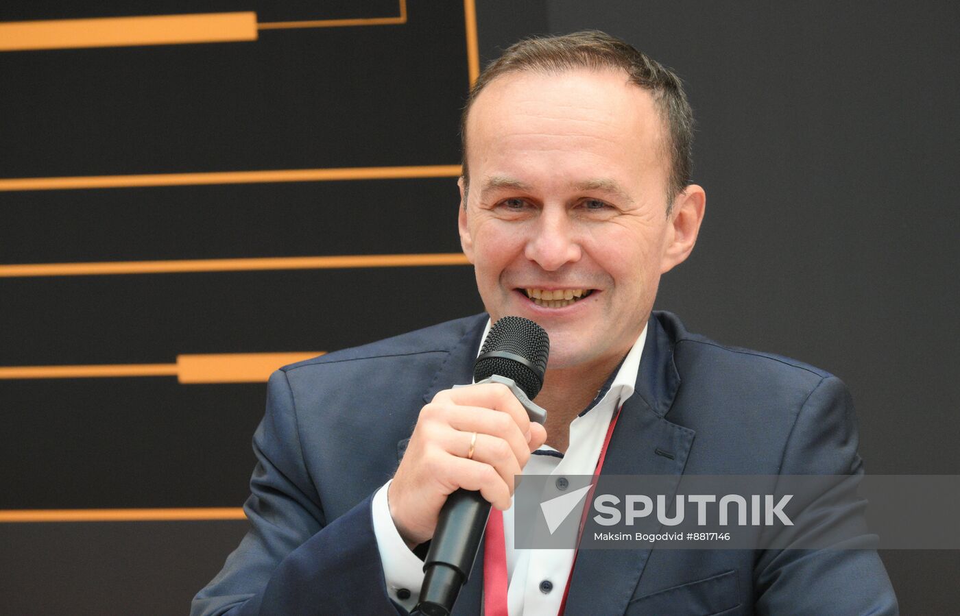 4th Young Scientists Congress. Lecture: Creativity VS. Development in Innovating
