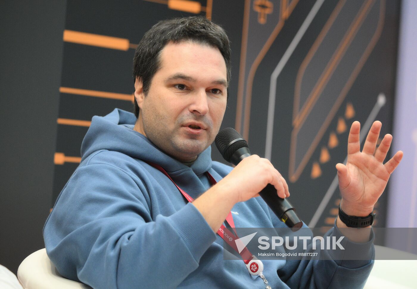 4th Young Scientists Congress. Lecture: Creativity VS. Development in Innovating