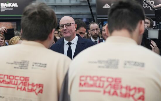 4th Young Scientists Congress. Deputy Prime Minister Dmitry Chernyshenko visits 4th Young Scientists Congress