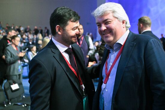 The 4th Young Scientists Congress. Plenary session. Right: Alexei Goreslavsky, General Director, Internet Development Institute. Location: Russia, Federal territory 'Sirius'. Author: Sergey Bobylev. 4th Young Scientists Congress. Plenary session