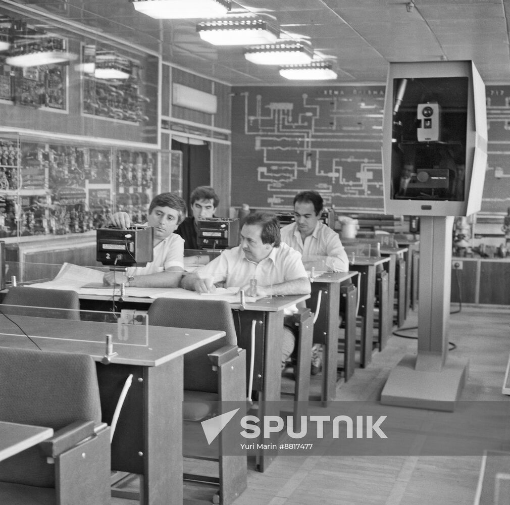 Bulgarian specialists study at Technical School of Kharkov Metro Utility Enterprise