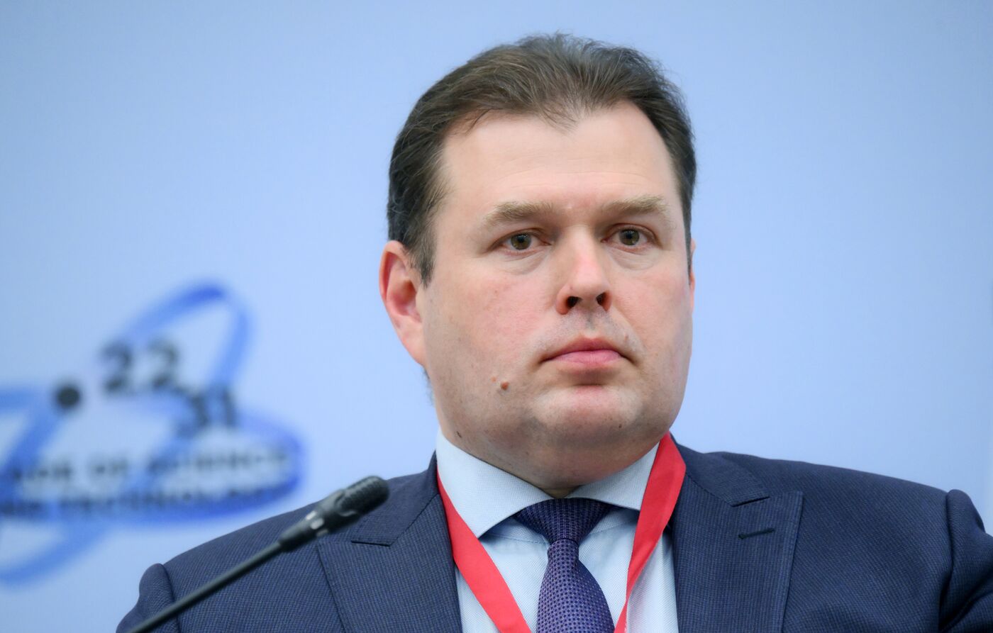 4th Young Scientists Congress. Scientists and Entrepreneurs: Working Together to Create Technologies That Industry Needs