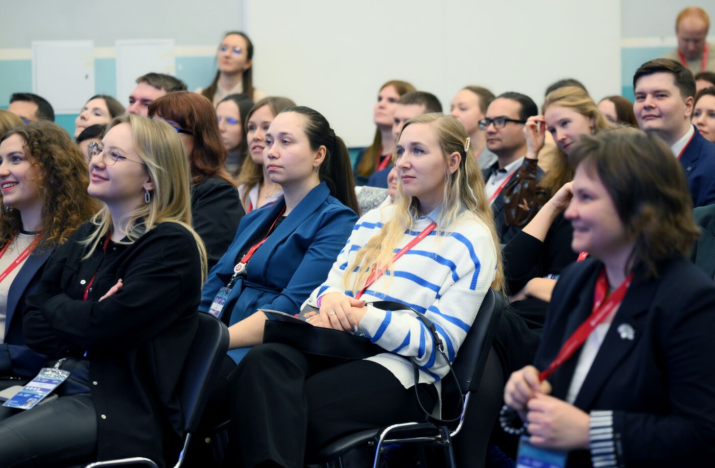 4th Young Scientists Congress. Scientific Communication: How Should Scientists Interact and Present Research Results To Society