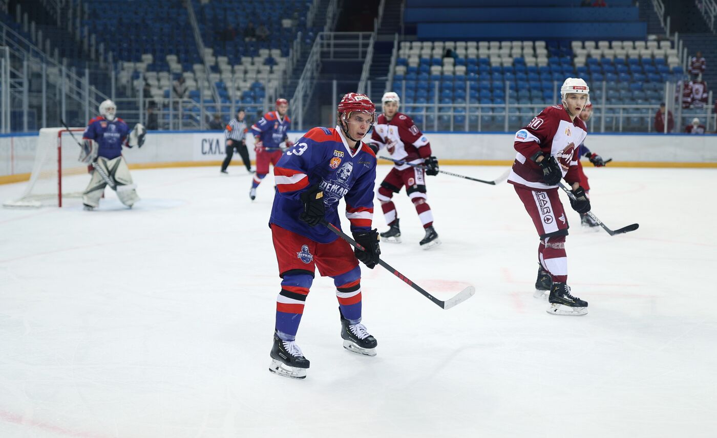 4th Young Scientists Congress. SHL Cup finals: Student ice hockey national competition