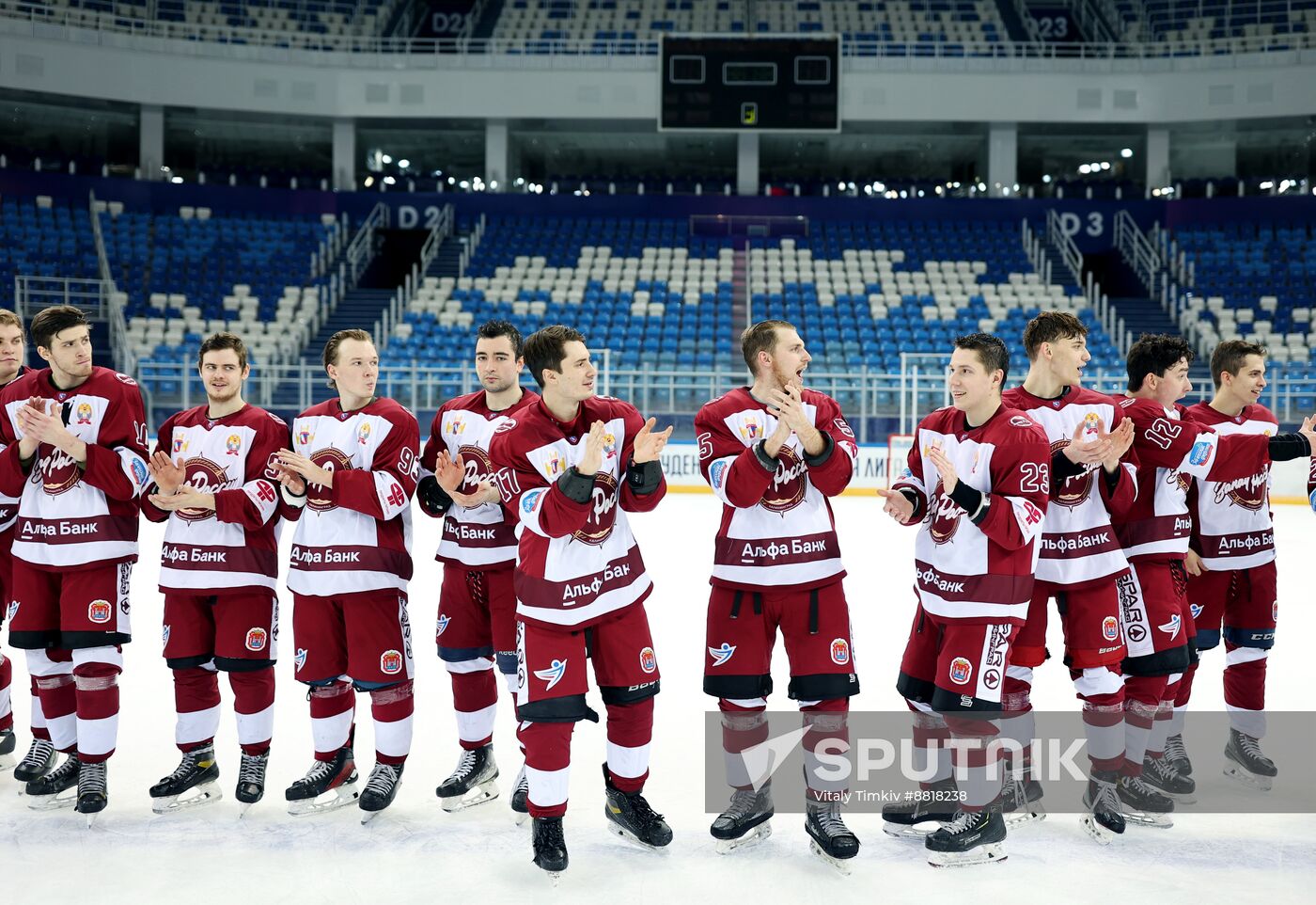 4th Young Scientists Congress. SHL Cup finals: Student ice hockey national competition