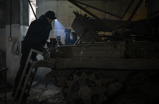 Russia Ukraine Military Operation Repair Battalion