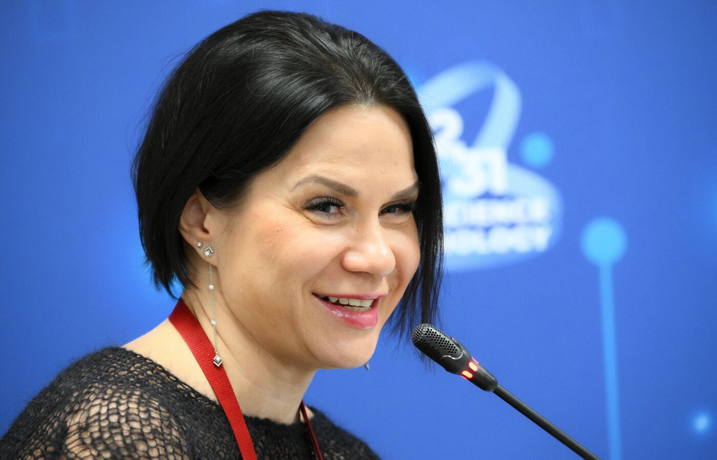 4th Young Scientists Congress. Scientific Playgrounds: From an Idea to Nationwide Construction