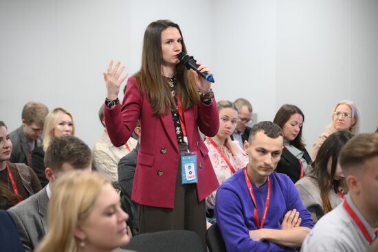 4th Young Scientists Congress. Step into Science with Rosmolodezh: Popularizing Scientific Projects Among Young People and Support Measures for Young Scientists