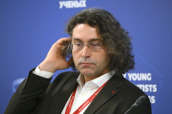 4th Young Scientists Congress. Neuroprosthetics: Making Fantasy a Reality