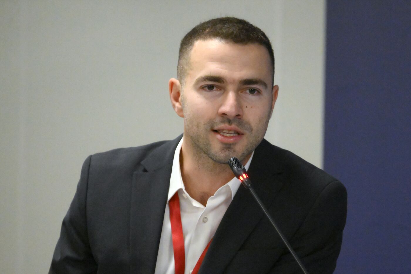 4th Young Scientists Congress. Fathers and Sons in Science: Conflict or Cooperation?