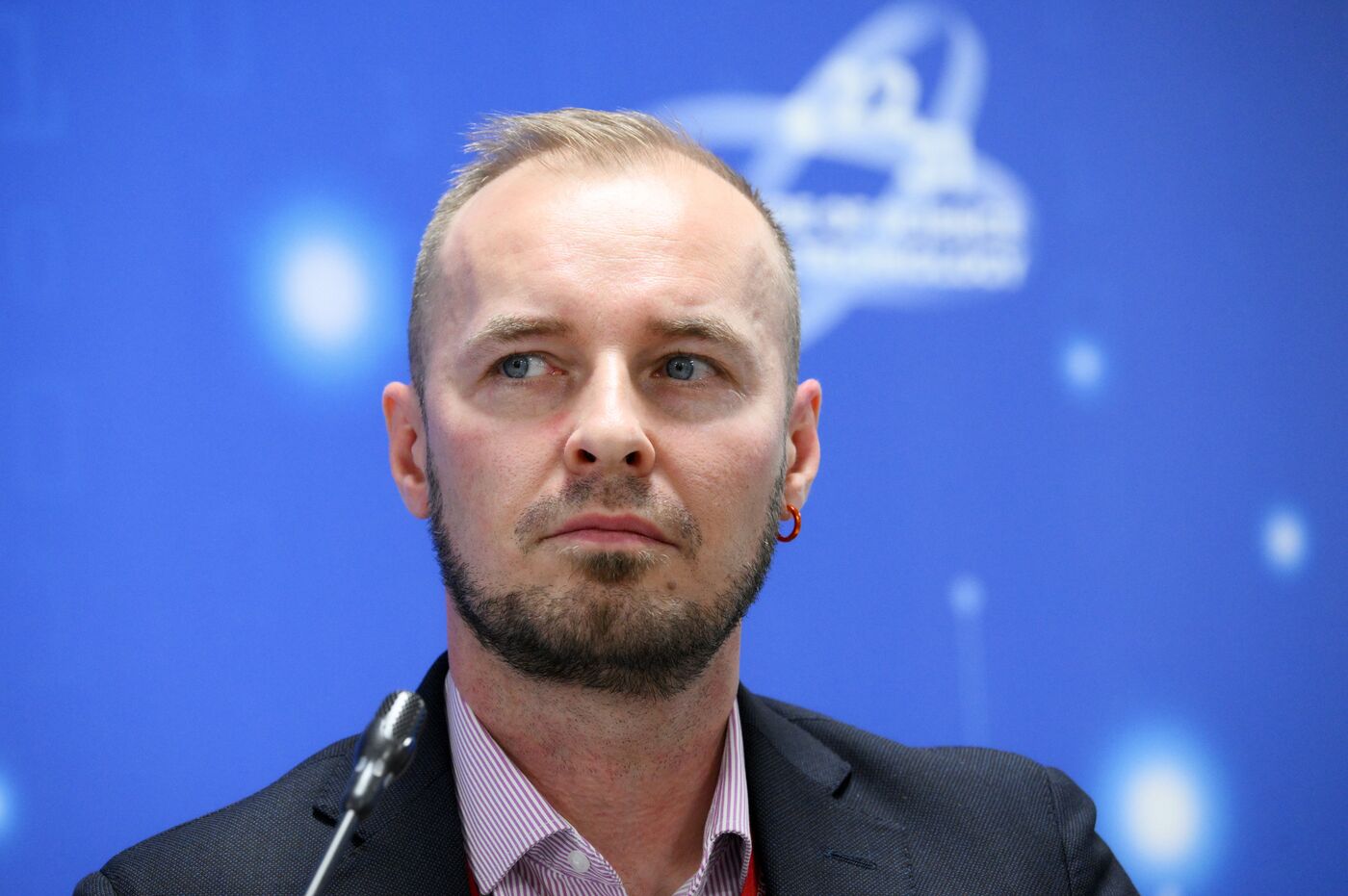 4th Young Scientists Congress. Labour Market Trends in Knowledge-Intensive Business: What Kind of Scientists are Companies Looking for?