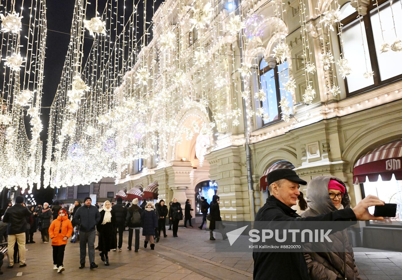 Russia New Year Season Preparations