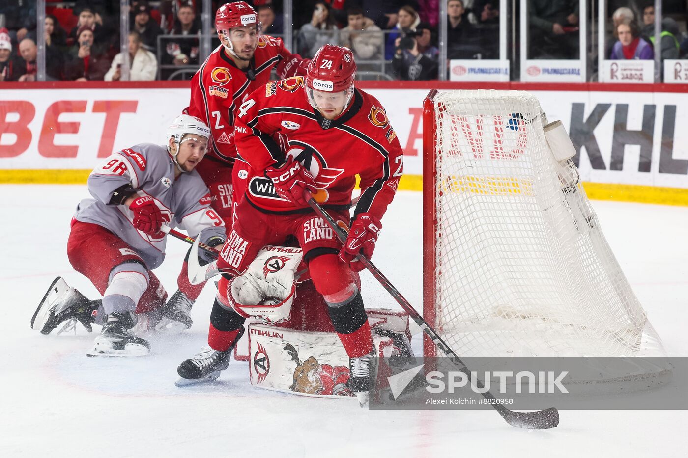 Russia Ice Hockey Kontinental League Avtomobilist - Spartak