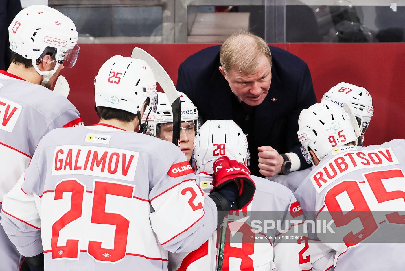 Russia Ice Hockey Kontinental League Avtomobilist - Spartak