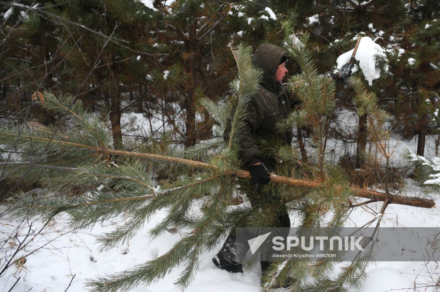 Russia New Year Season Preparations