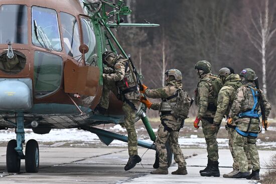 Russia National Guard Airborne Training