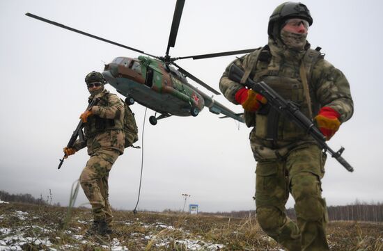 Russia National Guard Airborne Training