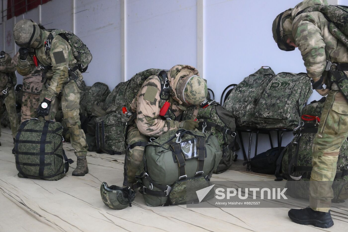 Russia National Guard Airborne Training