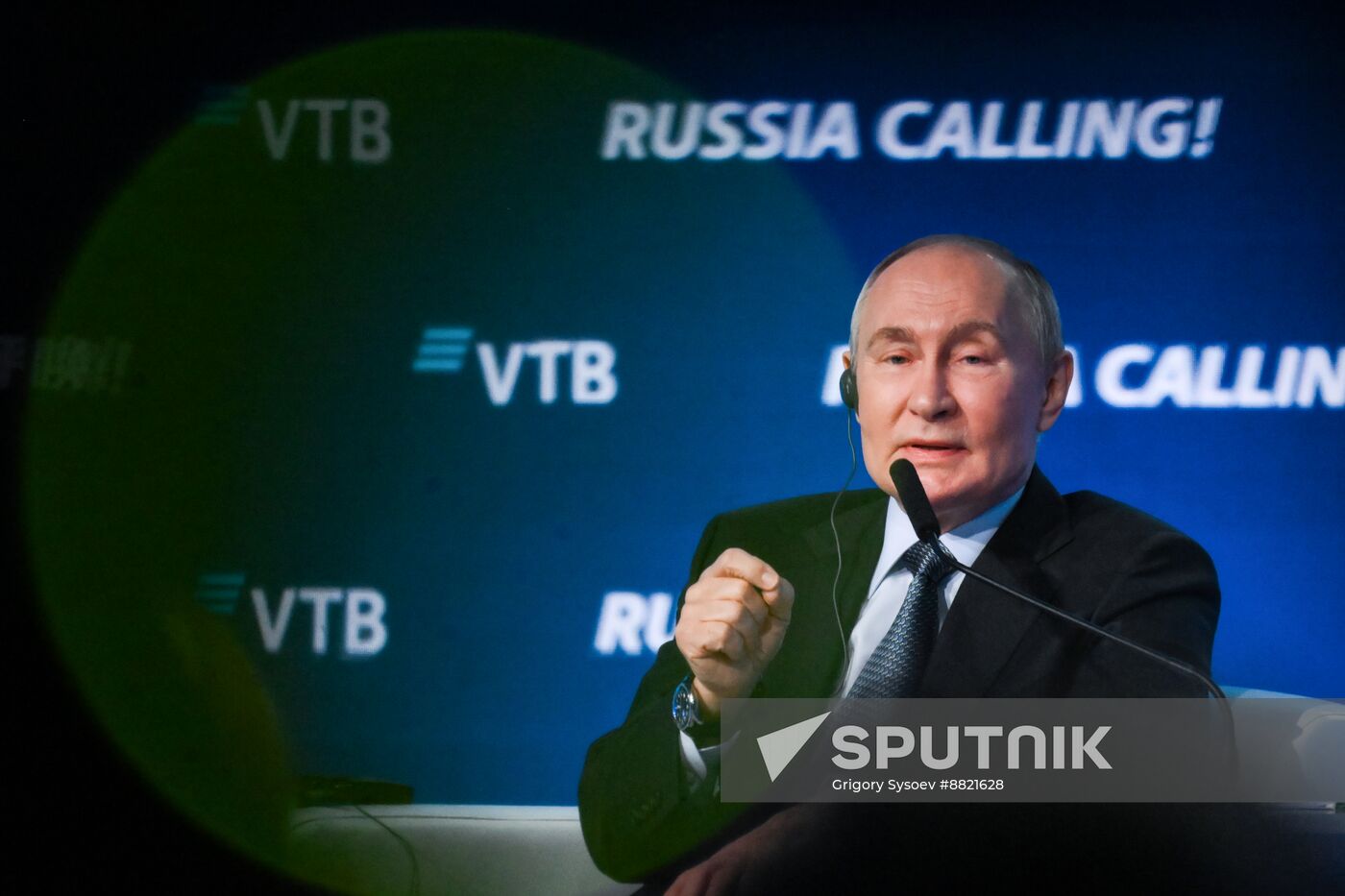 Russia Putin VTB Investment Forum