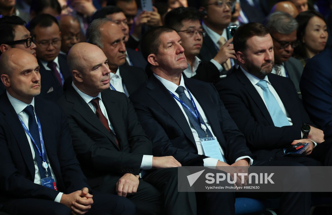 Russia Putin VTB Investment Forum