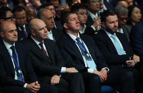 Russia Putin VTB Investment Forum