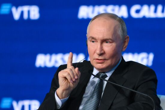 Russia Putin VTB Investment Forum