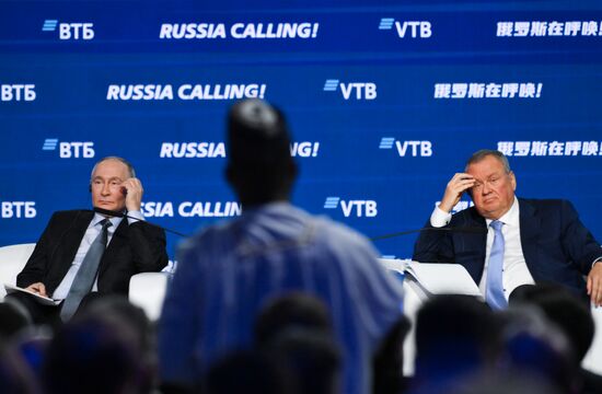 Russia Putin VTB Investment Forum