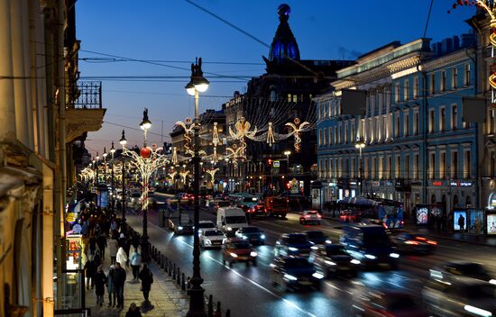 Russia New Year Season Preparations