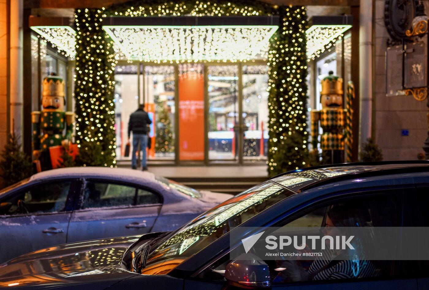 Russia New Year Season Preparations