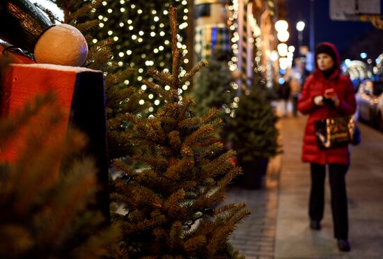 Russia New Year Season Preparations