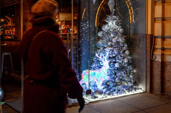 Russia New Year Season Preparations