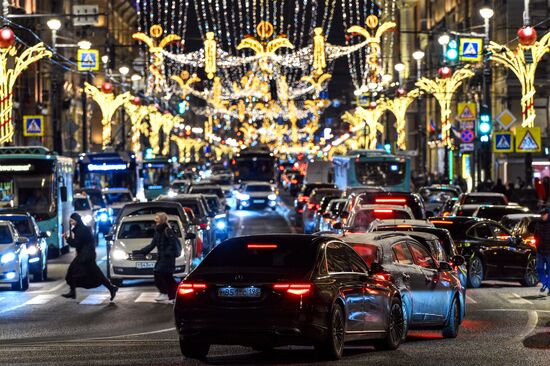 Russia New Year Season Preparations