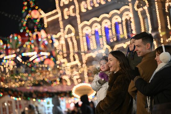 Russia New Year Season Preparations