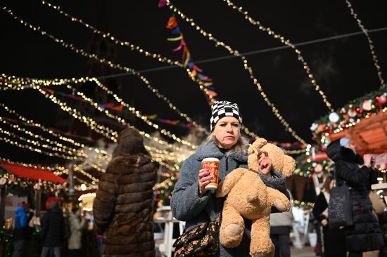 Russia New Year Season Preparations