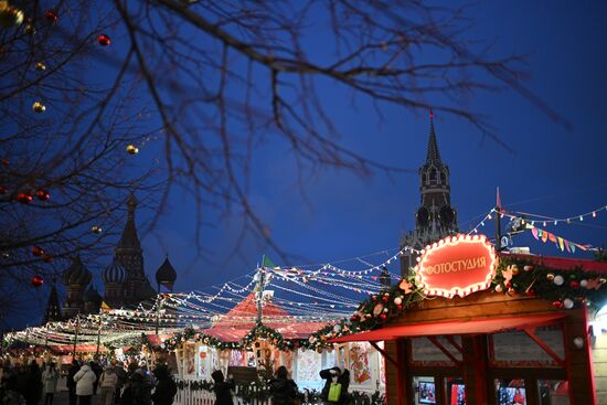 Russia New Year Season Preparations