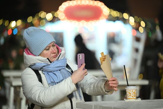 Russia New Year Season Preparations