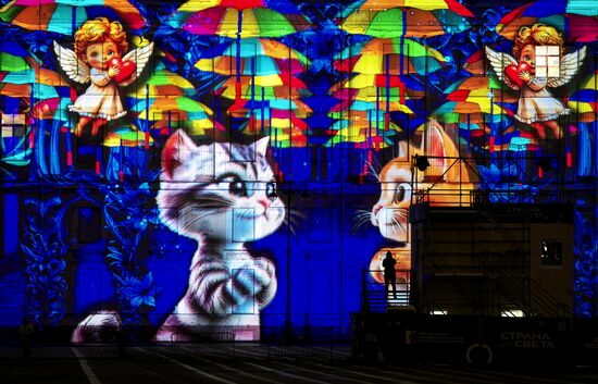 Russia Entertainment Multimedia Show
