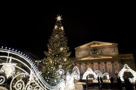 Russia New Year Season Preparations