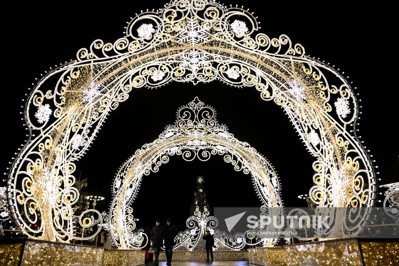 Russia New Year Season Preparations