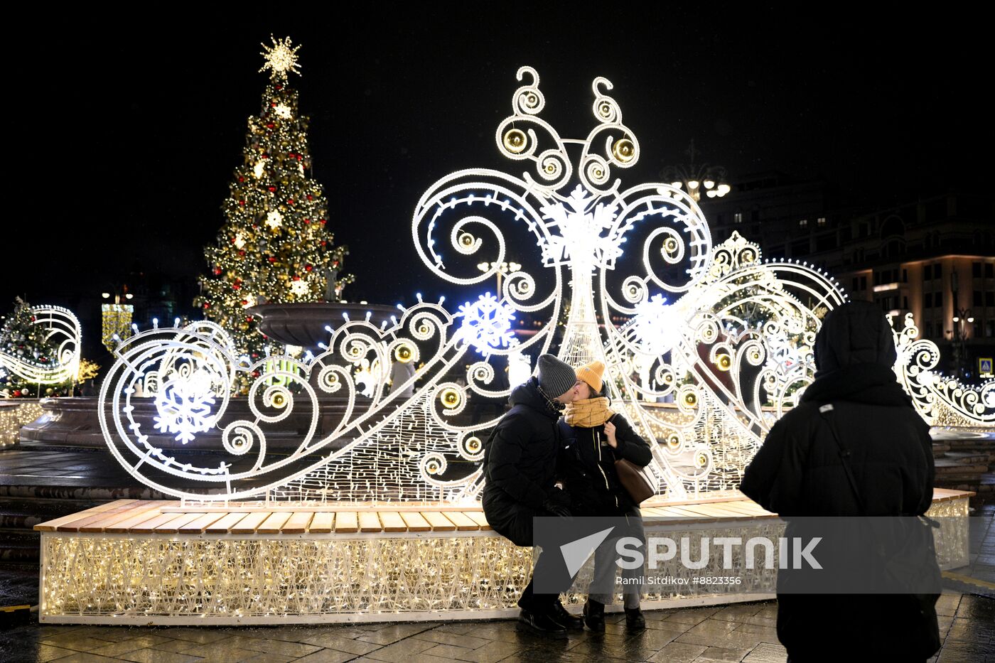 Russia New Year Season Preparations