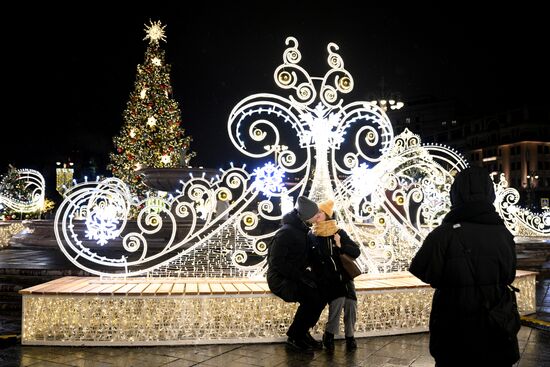 Russia New Year Season Preparations